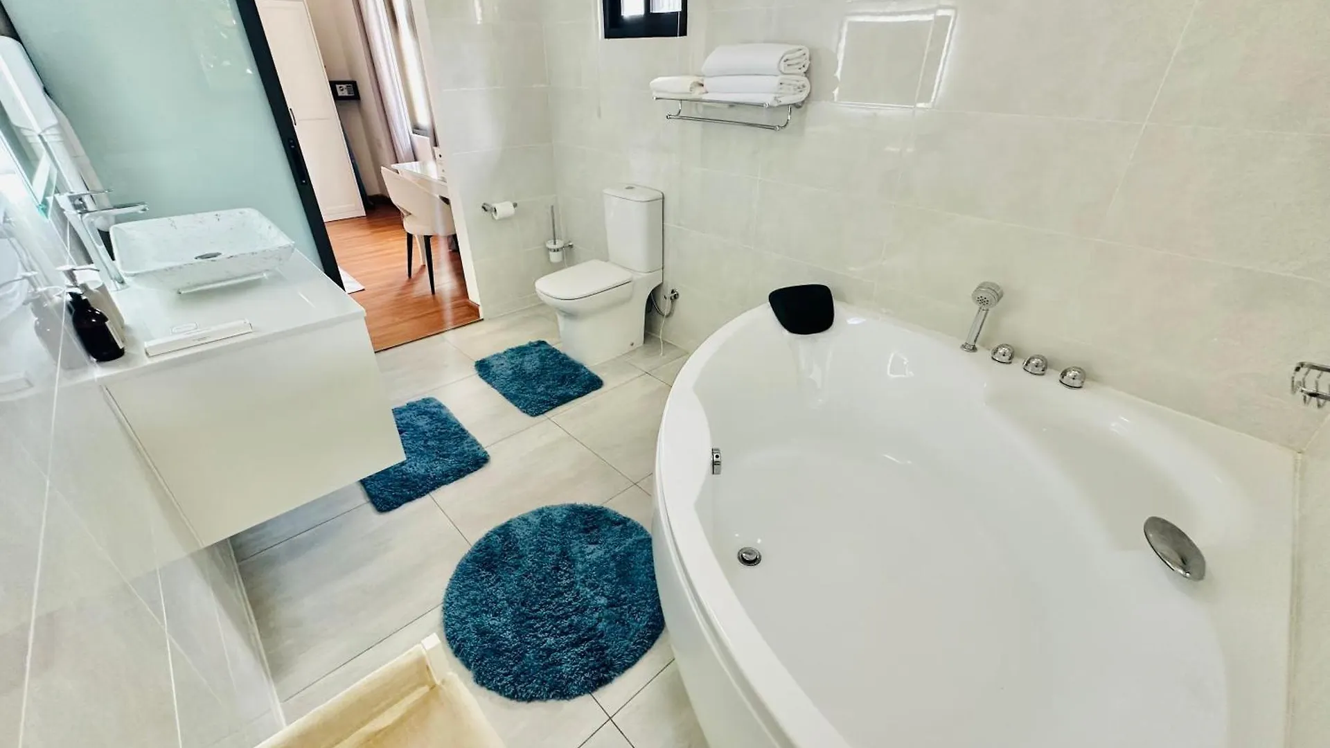 The Sea Bed Seychelles Apartment Beau Vallon
