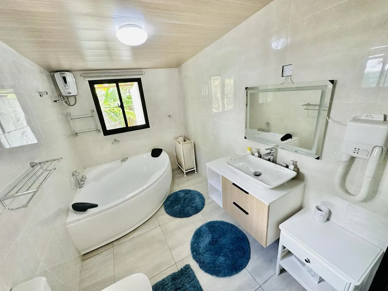 The Sea Bed Seychelles Apartment Beau Vallon